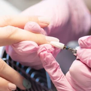 Manicura combinada y balance